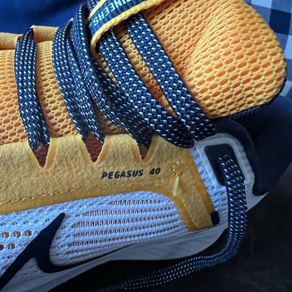 Nike Other - Nike Pegasus WVU Mountaineer Shoes